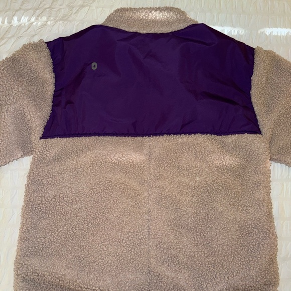 Figs Jacket - Picture 2 of 7